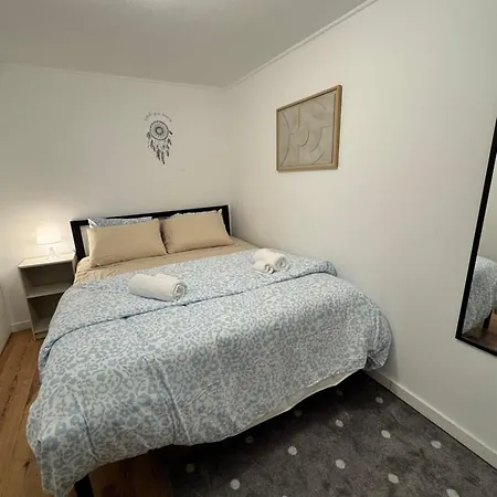Small Cozy Flat Апартаменты